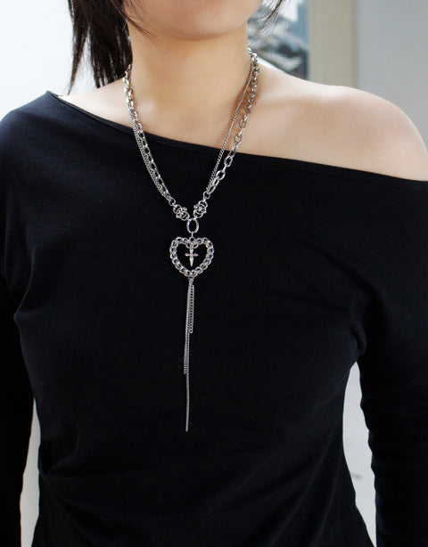 Released Structure Necklace