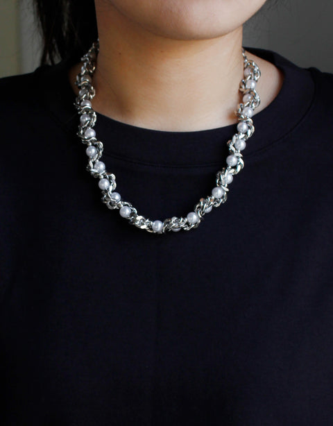 Flow Structure Necklace