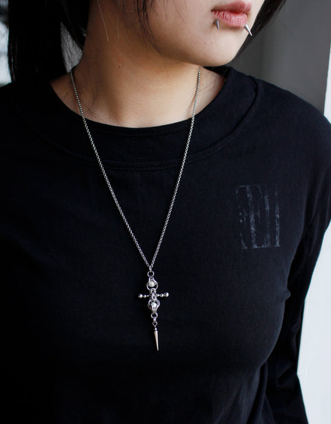 Silent Axis Necklace