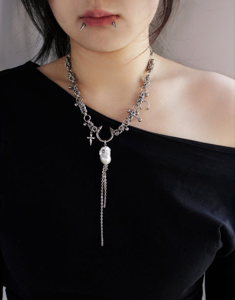 Forming Core Necklace