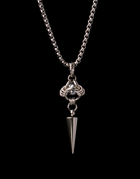 Partial Hold Necklace