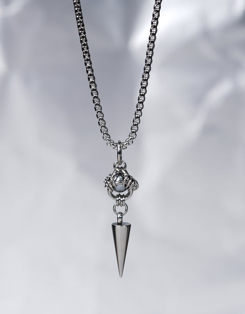 Partial Hold Necklace